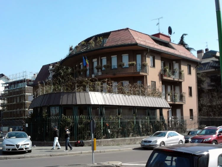 Consulatul Romaniei la Milano